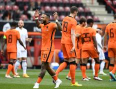 世俱杯改制-荷兰大胜乌克兰，成功晋级四强