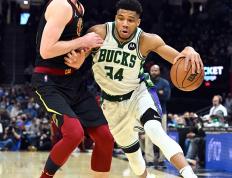 世俱杯决赛-雄鹿横扫骑士，毫无悬念