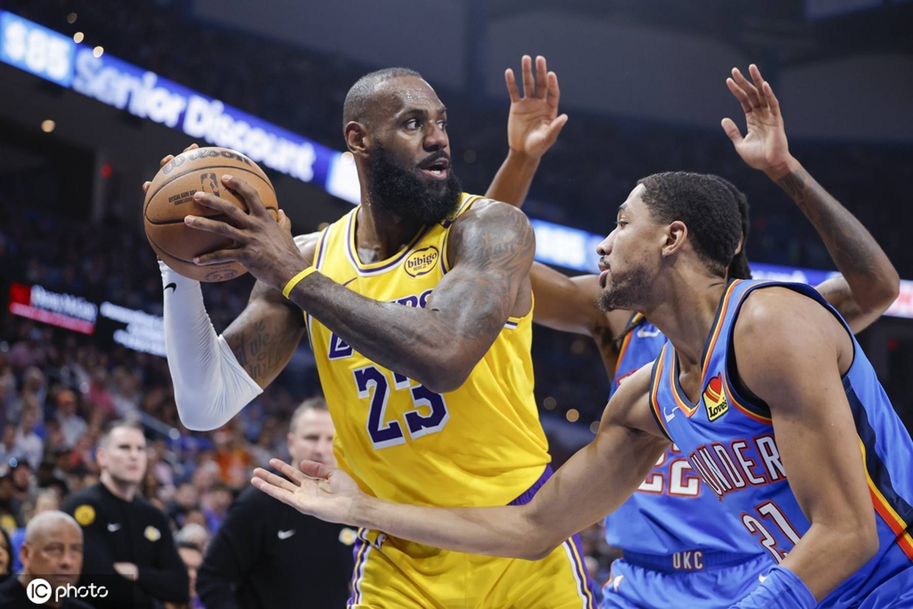 世俱杯时间-湖人惨负掘金，詹姆斯24分难救主的简单介绍