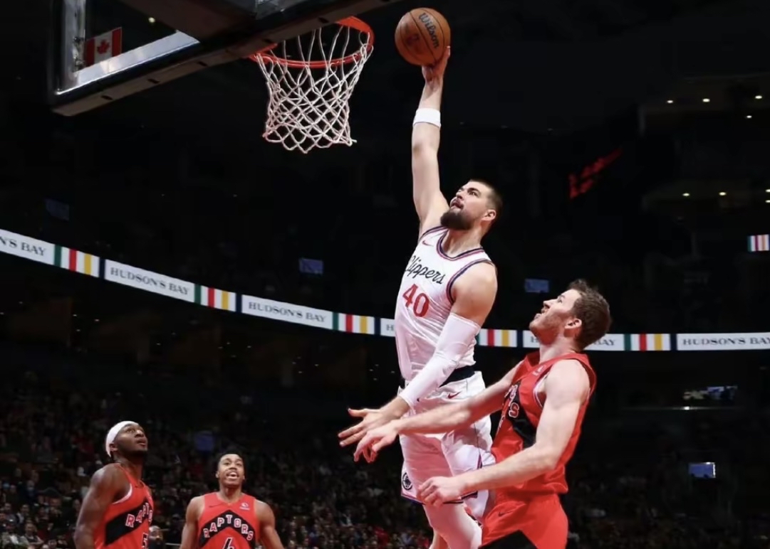 世俱杯2025-快船力克黄蜂，取得三连胜的简单介绍