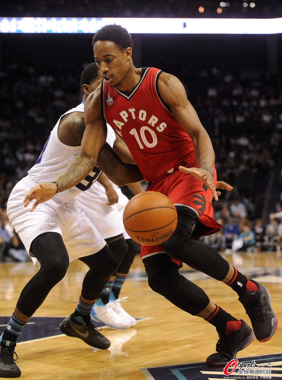 世俱杯2025-猛龙横扫黄蜂，迎来三连胜